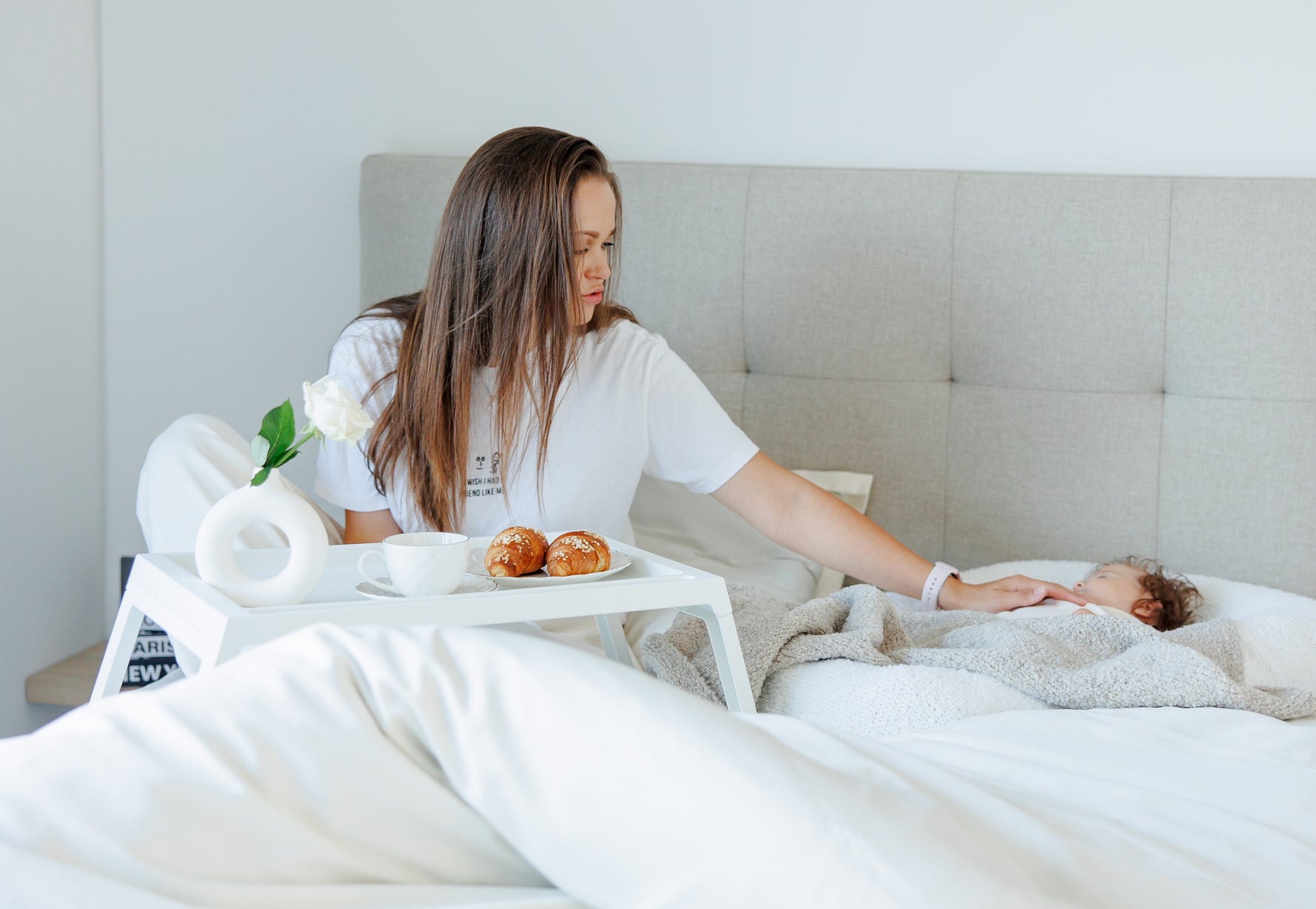 Pirmosios dienos su kūdikiu - kas tikrai pravers nuo pat pradžių?