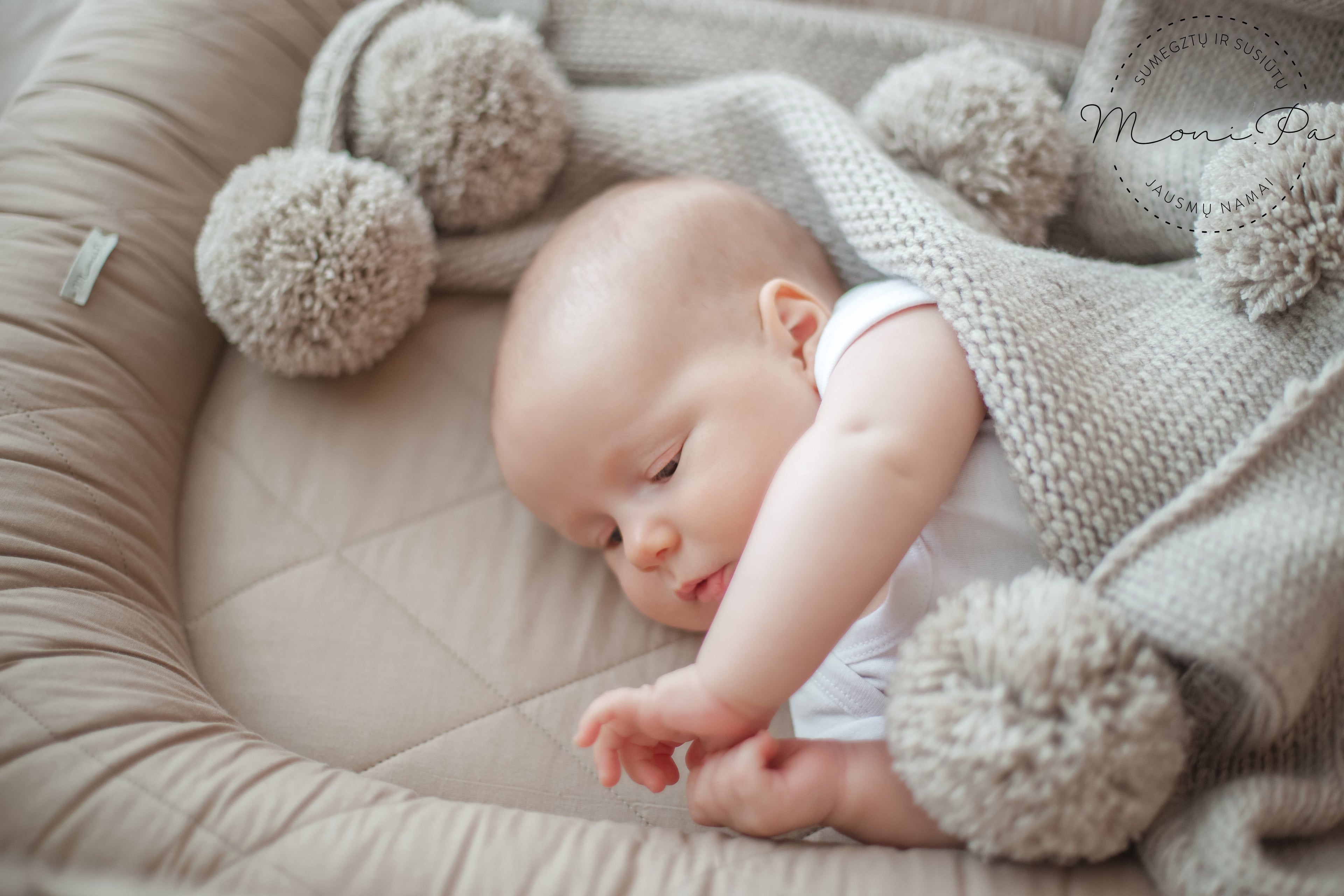 Vilnoniai pledukai su svajonių burbulais