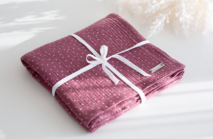 Muslin blanket "Cherry with white dots"