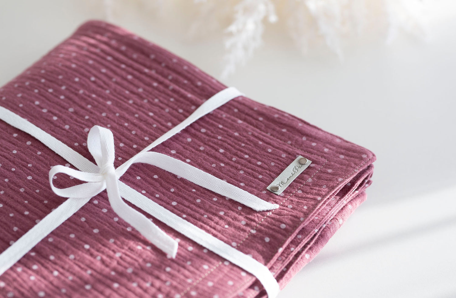 Muslino pledukas "Vyšninė su baltais taškiukais"