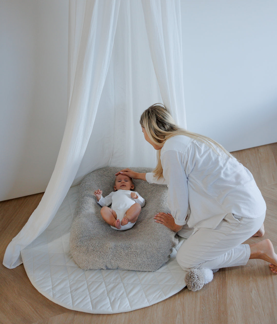 Lizdelio užvilkimas "Rudas alpakos debesėlis"