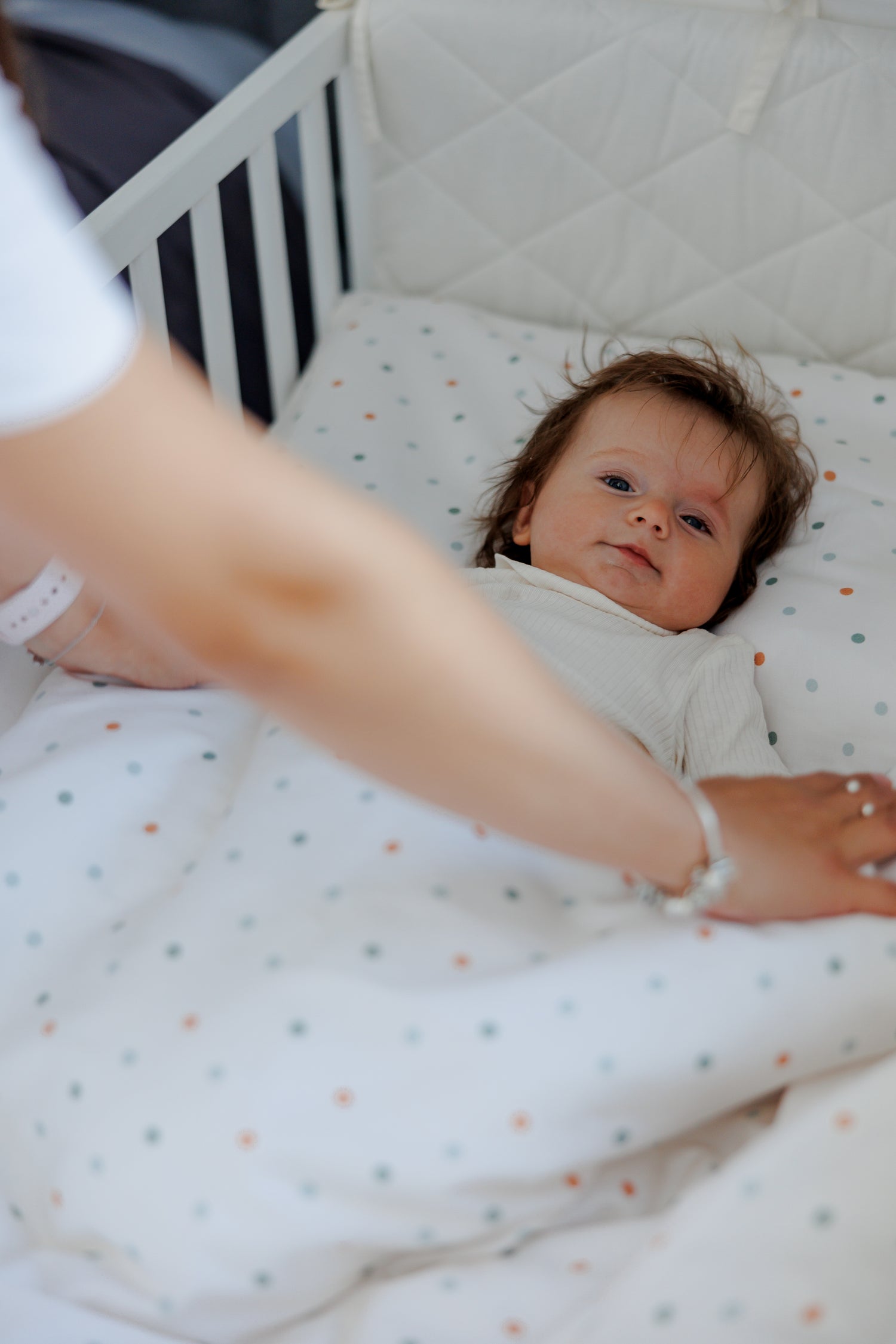 Satino patalynė "Taškiukai"