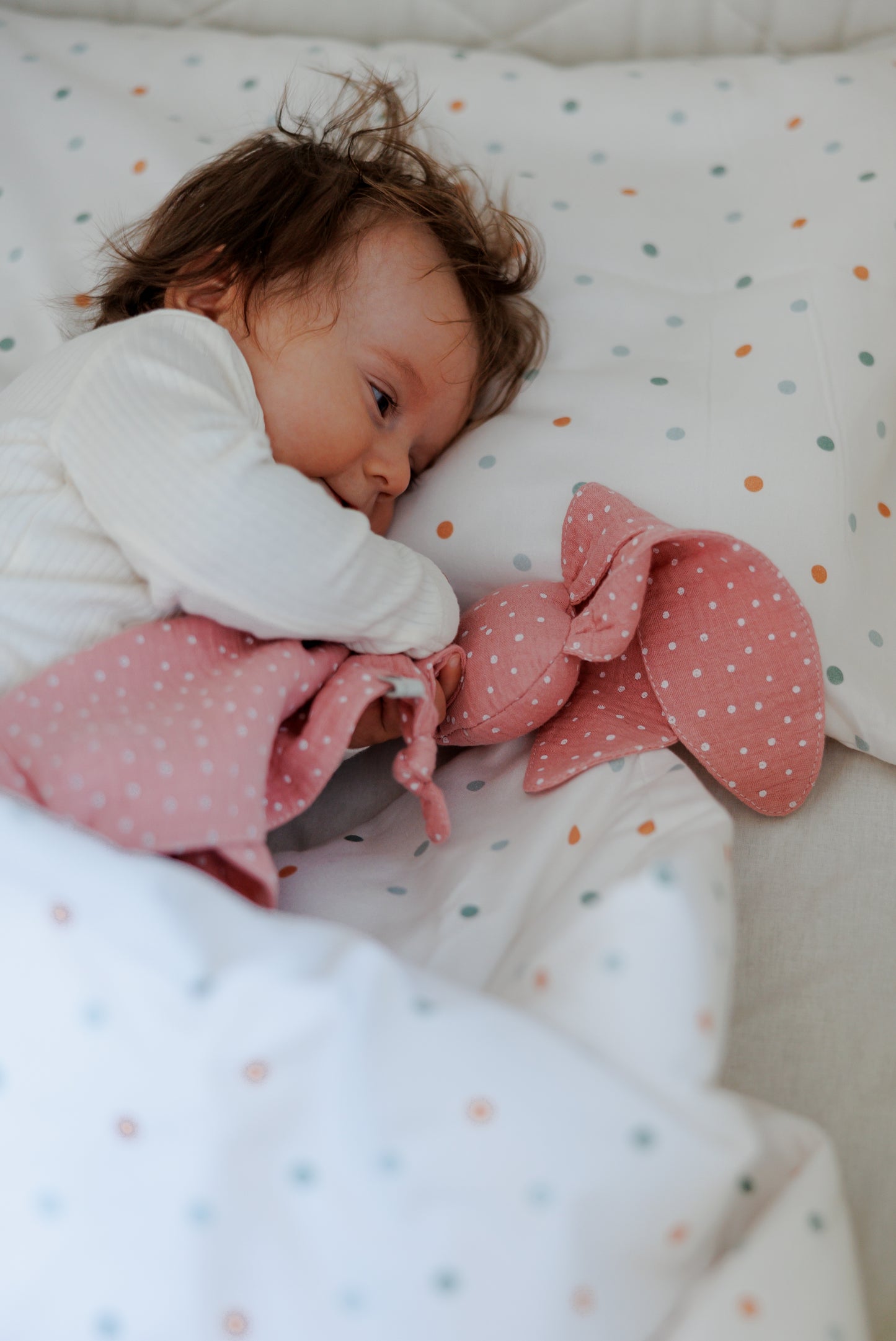 Muslin bunny lovey "Pink with white dots"