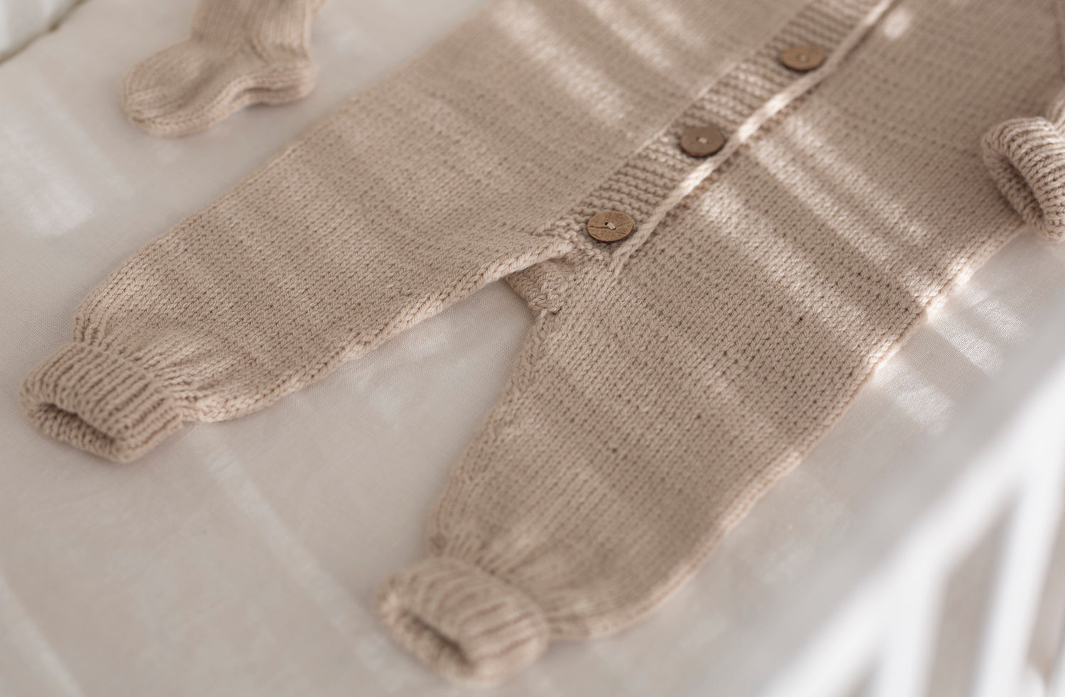 Pirmasis 100% merino vilnos megztas kombinezonas kūdikiams "Mažylis"