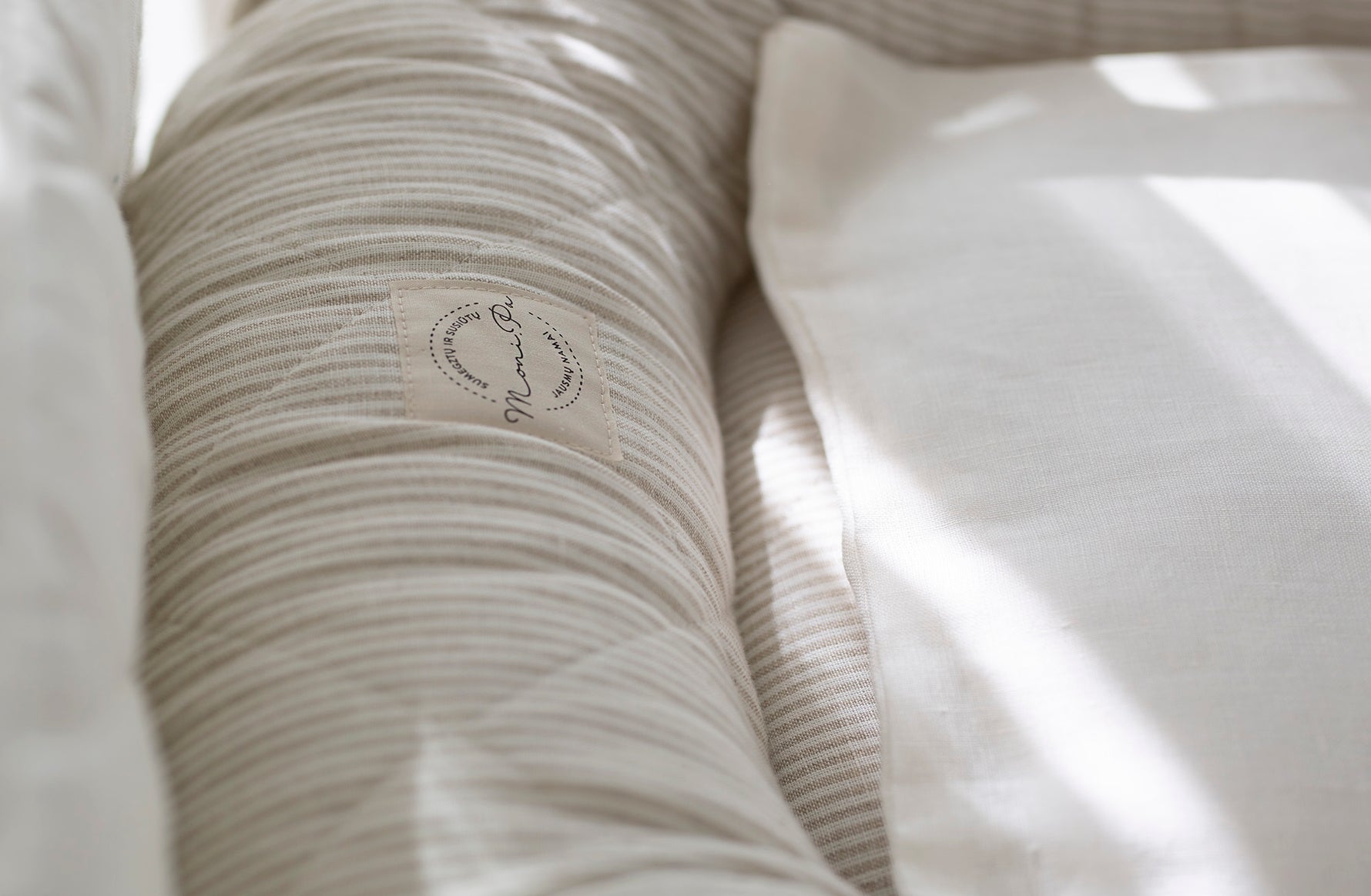 Premium 100% lino lizdelis - gultelis kūdikiams su tvirtu pagrindu "ALBA"