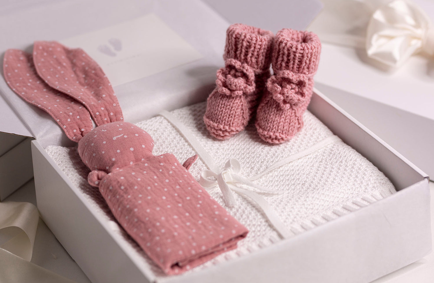 Dovanų rinkinys dėžutėje "Balta pasaka"