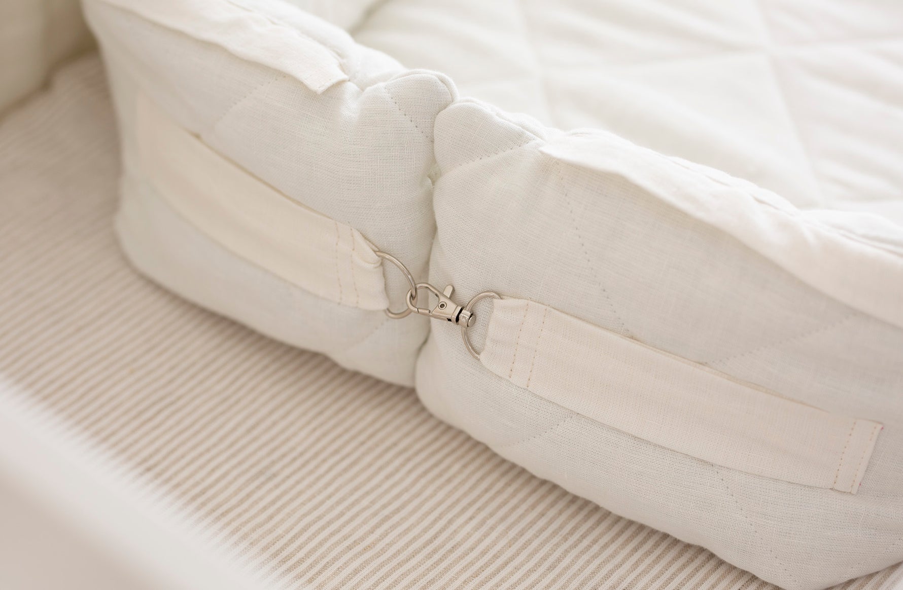 Premium 100% lino lizdelis - gultelis kūdikiams su tvirtu pagrindu "SILEA"