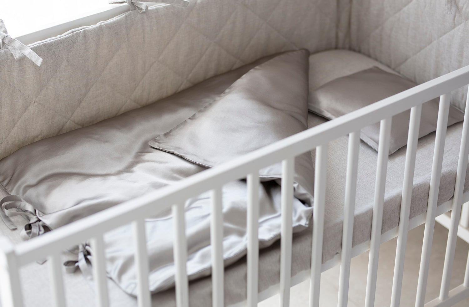 Šilkinė patalynė kūdikiams ir vaikams "Diamond"