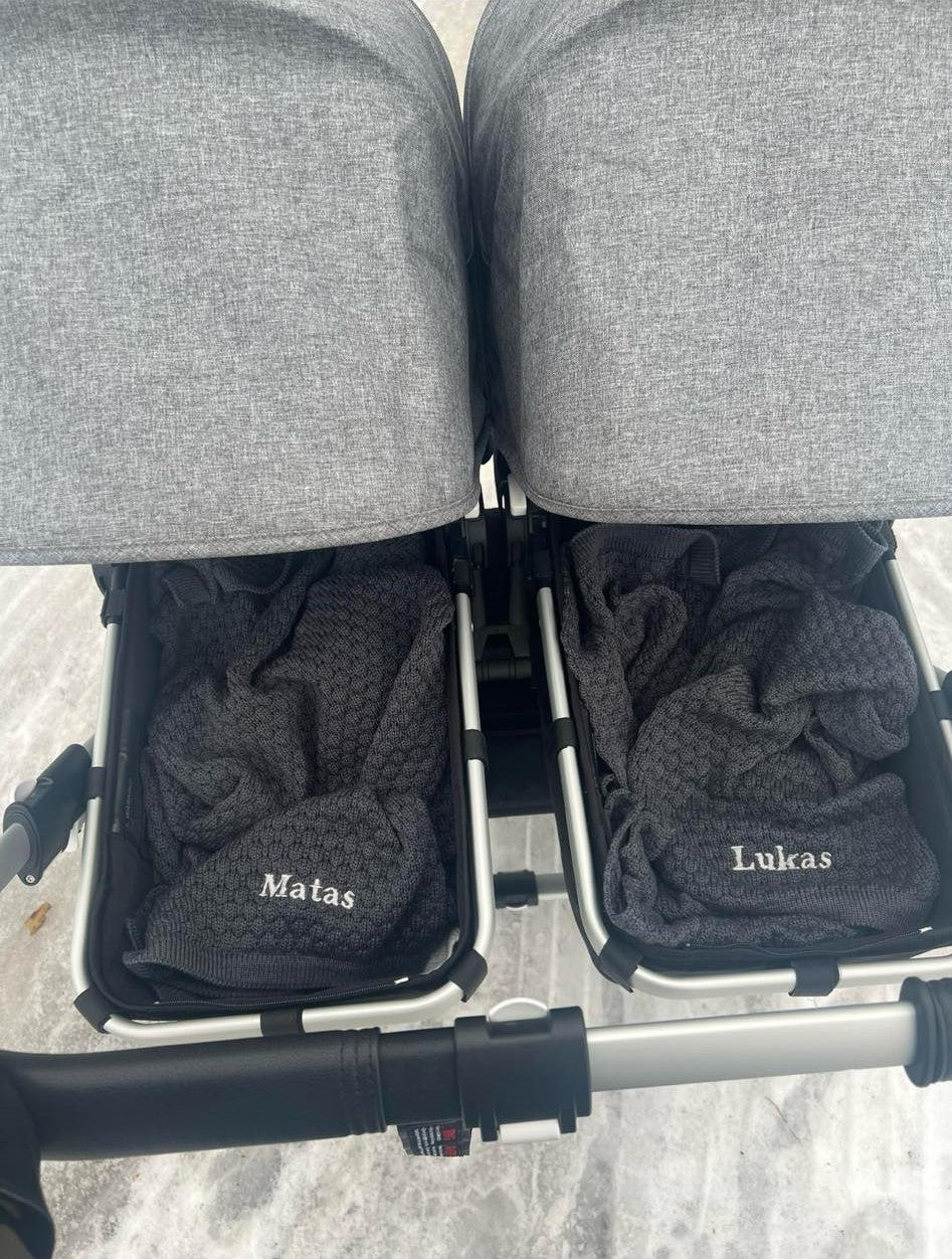 Merino vilnos pledukas "Koriukas tamsiai pilkas"