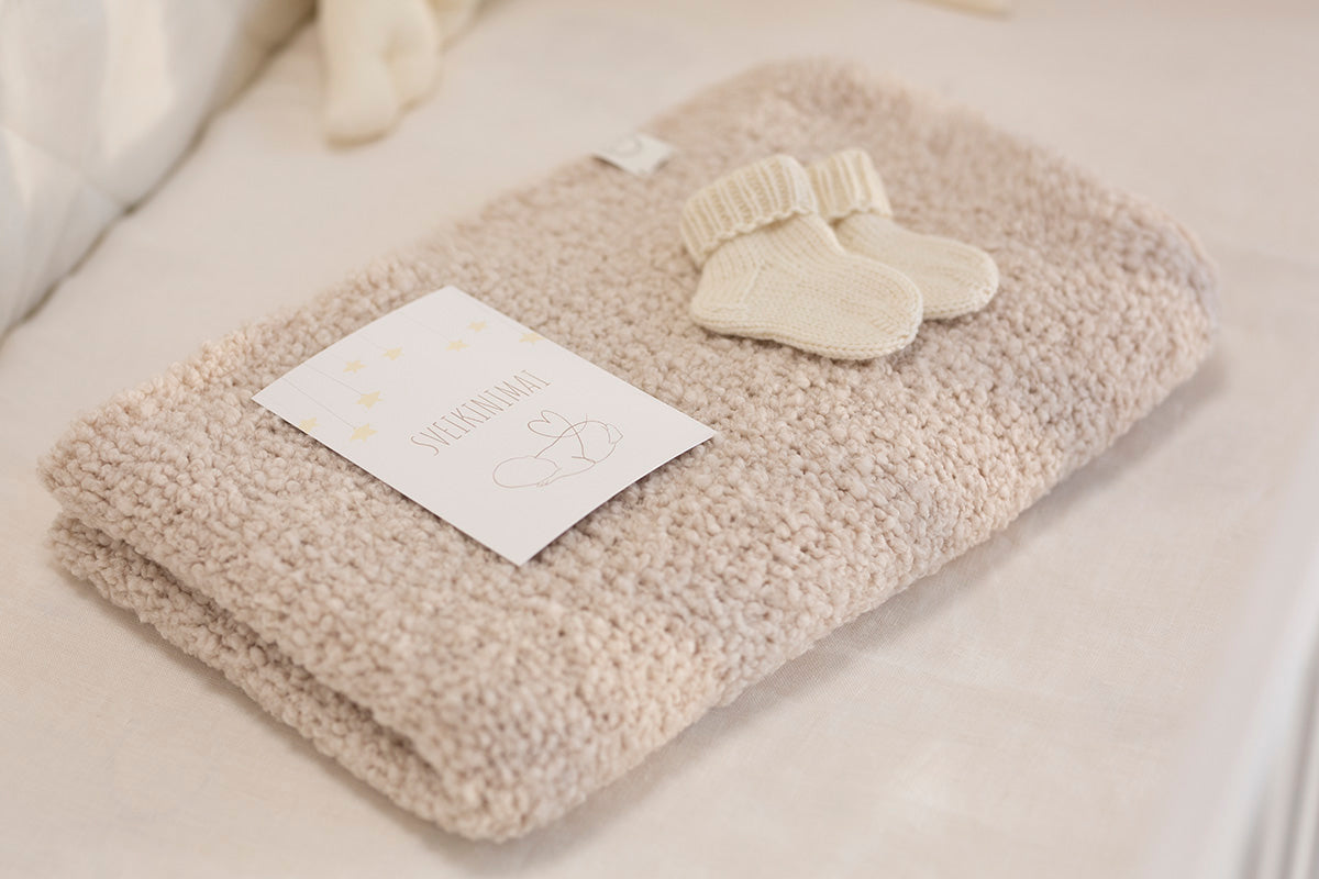 Atvirutė "Sveikinimai"