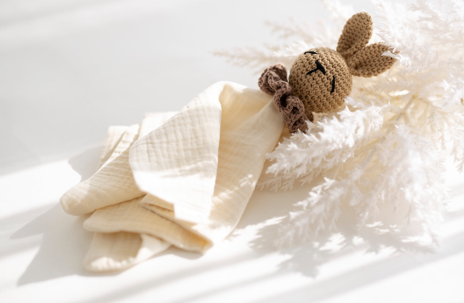 Muslino migdukas su nertu žaisliuku "Miegutis"