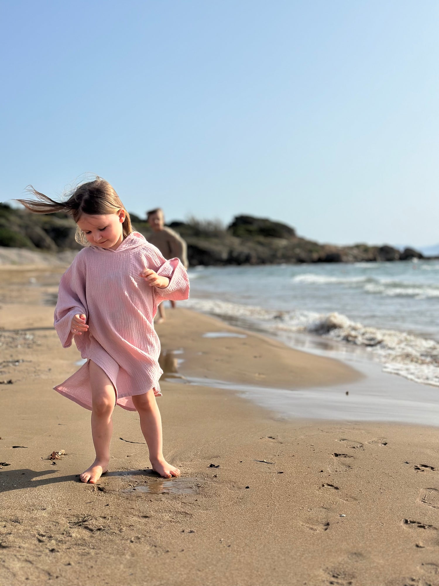 Vaikiškas pončas - rankšluostis su gobtuvu iš muslino