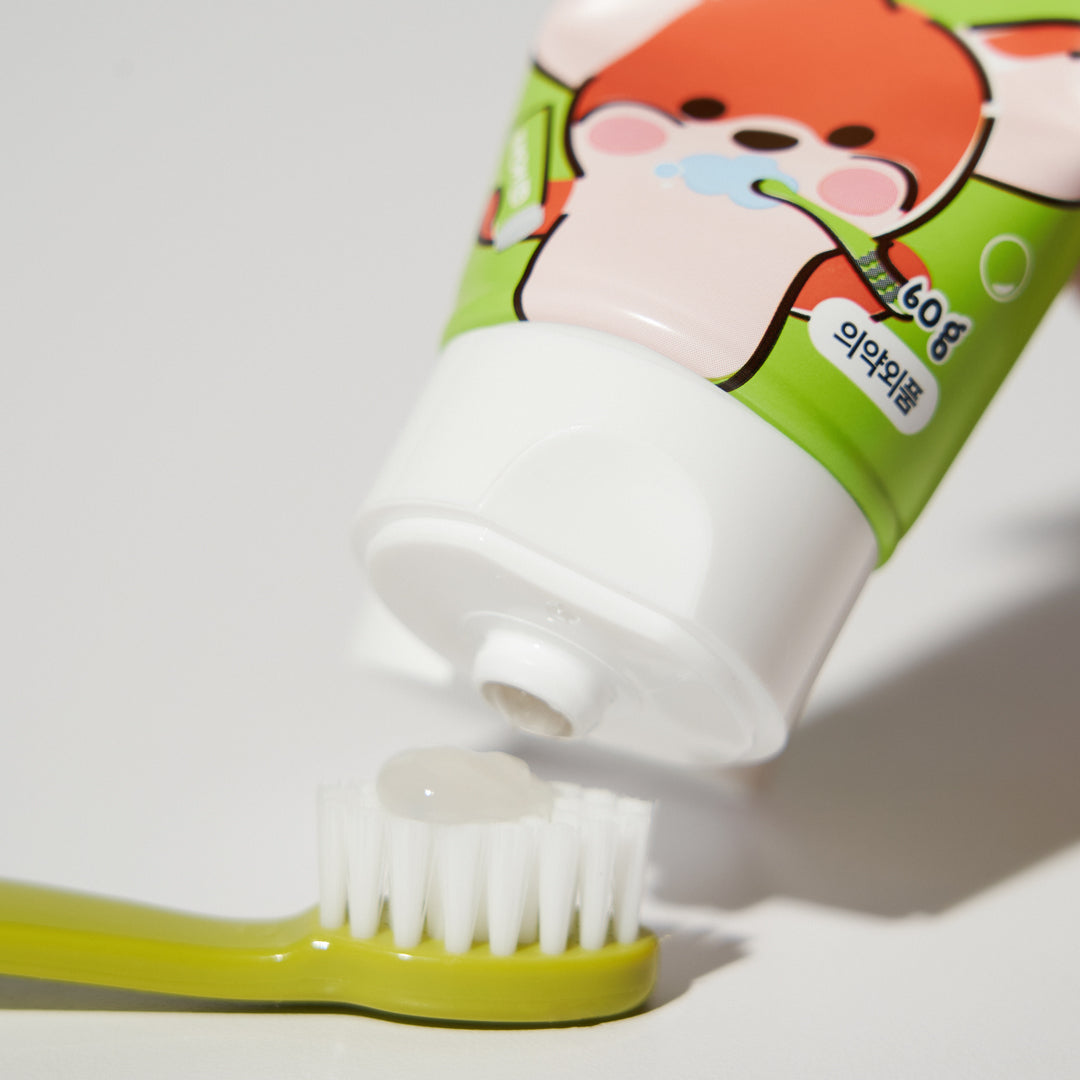 K-MOM dantų pasta su fluoru 1450 ppm., obuolių skonio, 60g.