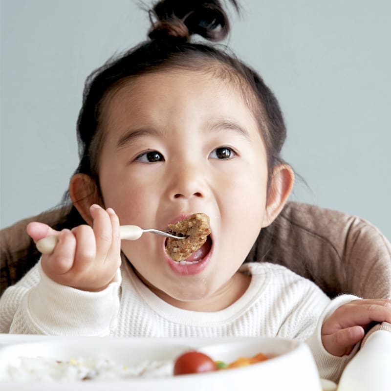 EDISONmama Stalo įrankiai, nuo 18 mėn. su dėklu MILK/POTATO