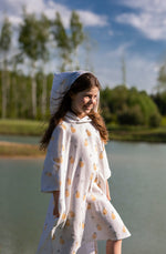 Vaikiškas pončas - rankšluostis su gobtuvu iš muslino