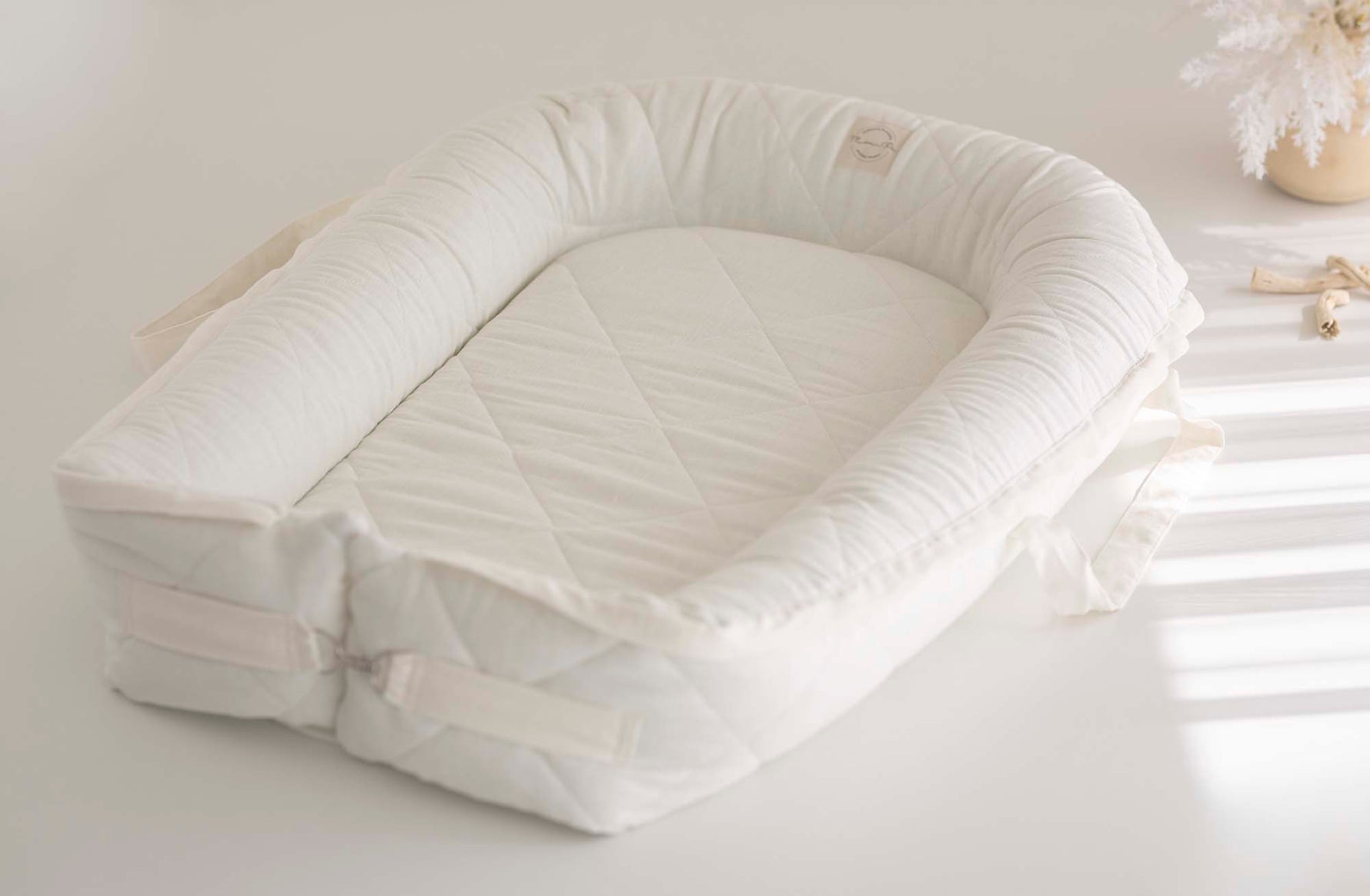 Premium 100% lino lizdelis - gultelis kūdikiams su tvirtu pagrindu "SILEA"