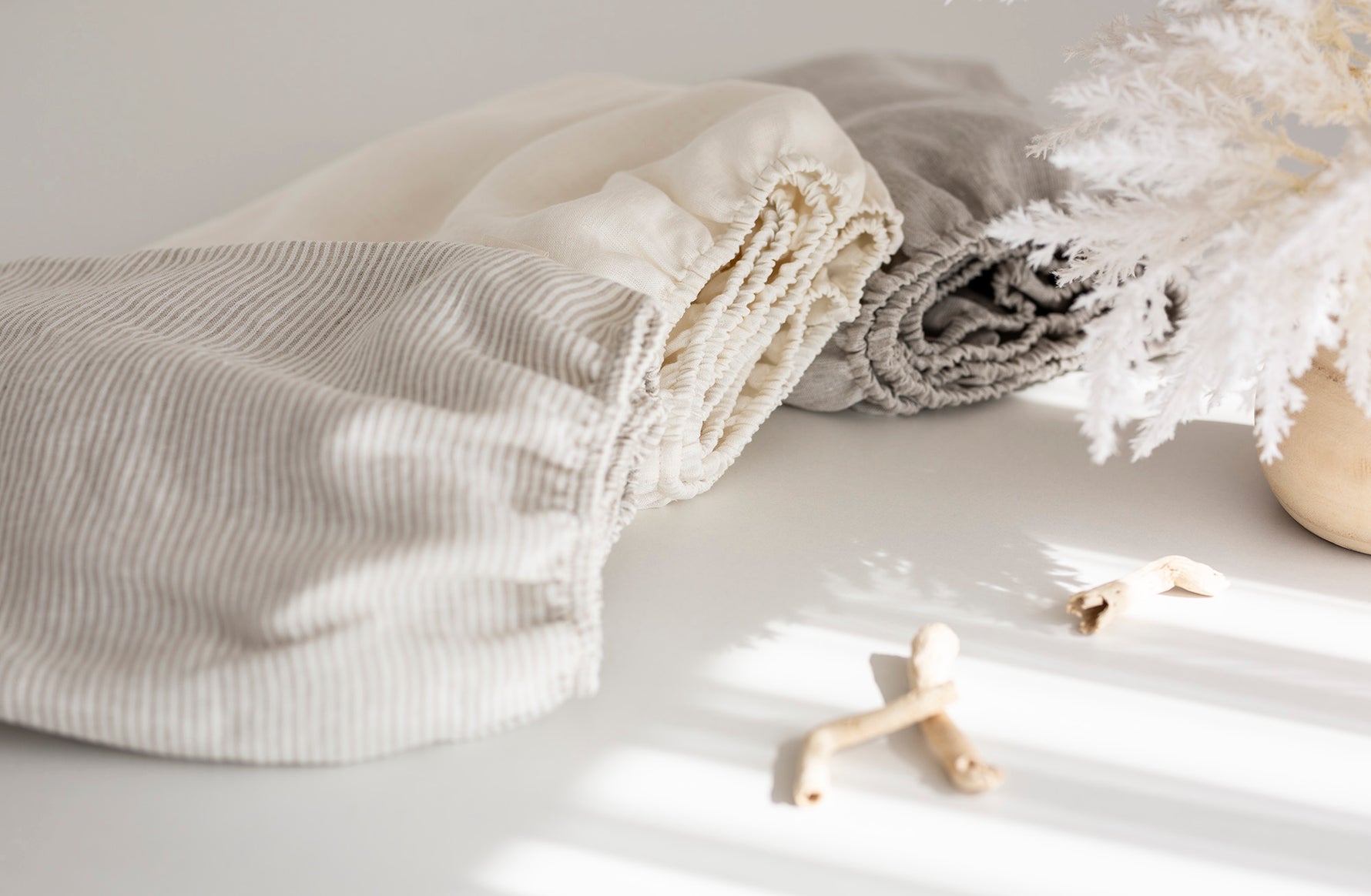 Premium 100% lino paklodė su guma vaikams "SILEA"