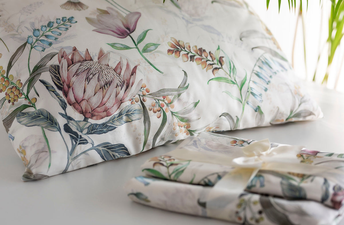 Satino patalynės komplektas su užtrauktuku "Įkvėpimas"