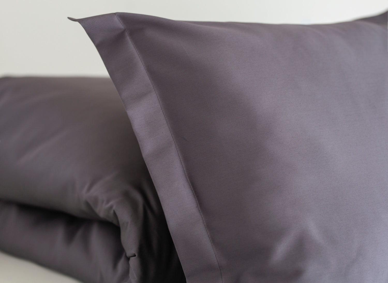 Satino patalynė "Grafito"