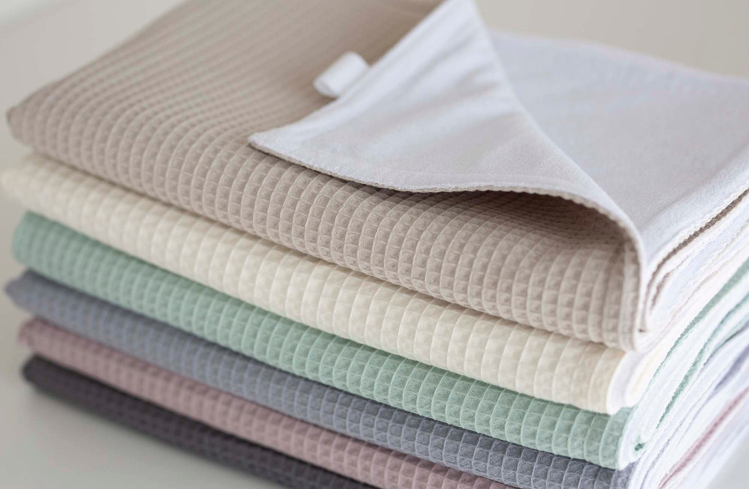 Neperšlampanti daugkartinė vaflinė palutė