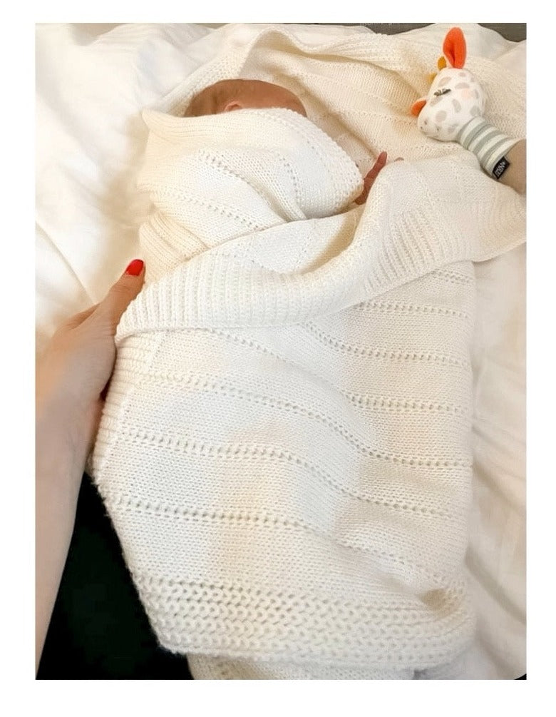  Merino vilnos pledukas kūdikiams ir vaikams "Pieno baltumo"